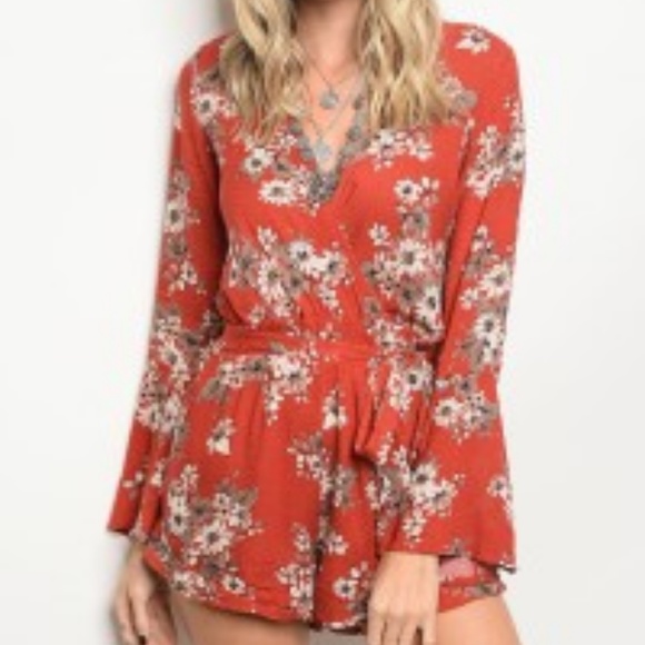 ONLY 1 Left SZ L! Orange Floral Bell Sleeve Romper - Picture 3 of 6